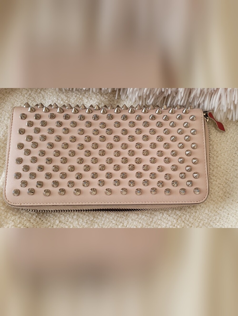 Christian Louboutin Panettone Silver Spiked Zip Pink Blush Wallet - GUC - Picture 5 of 16